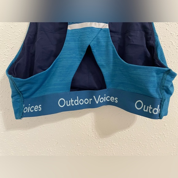 Outdoor Voices Apex Bra in Gulf - Blue Two Tone Heathered Sports Bra - Picture 5 of 14